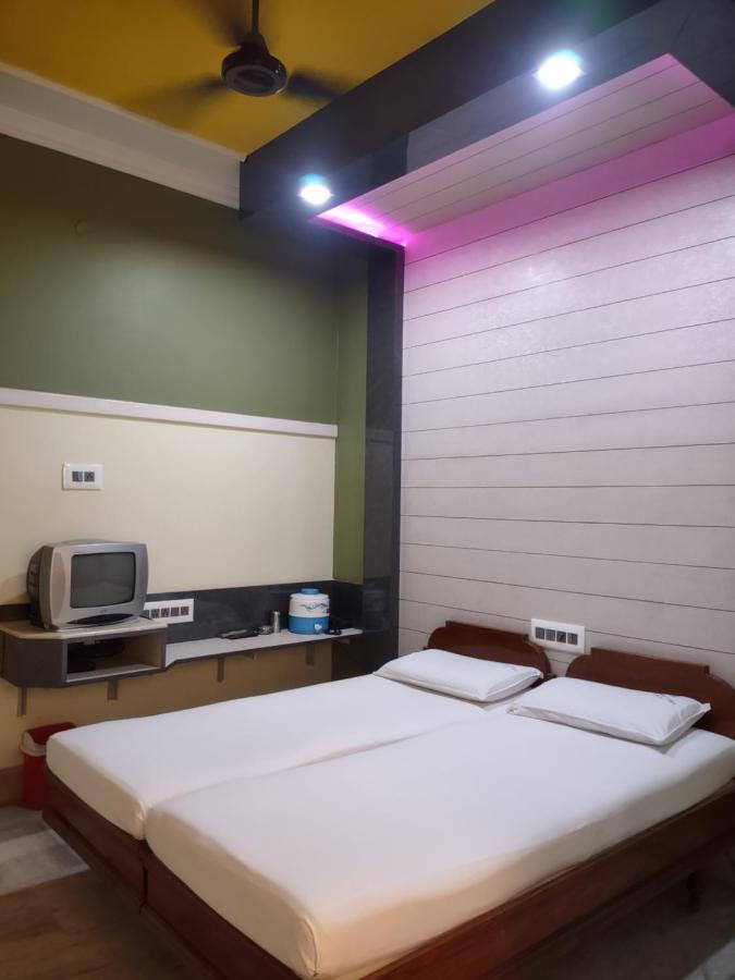 Krishna Lodge Tiruchirappalli Экстерьер фото