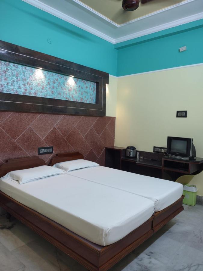 Krishna Lodge Tiruchirappalli Экстерьер фото