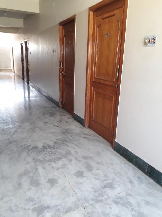 Krishna Lodge Tiruchirappalli Экстерьер фото