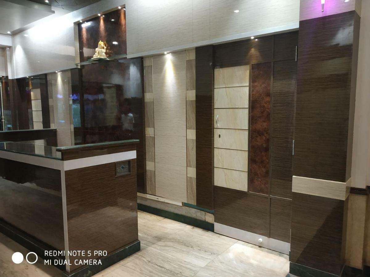 Krishna Lodge Tiruchirappalli Экстерьер фото